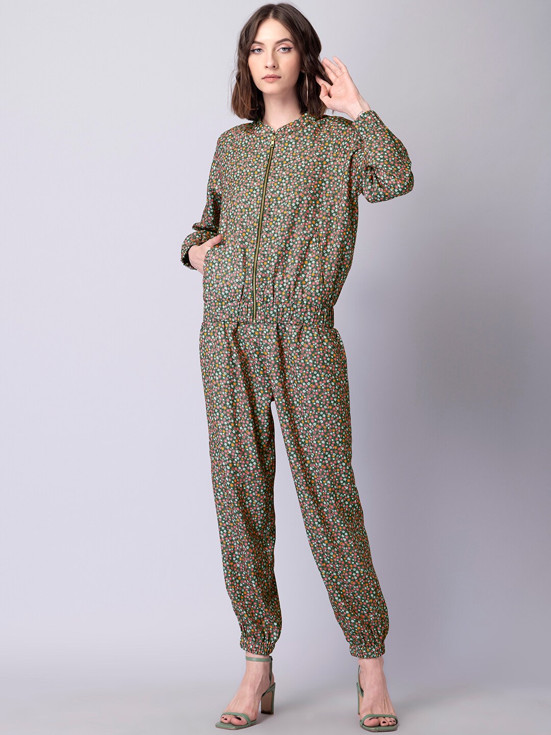 FabAlley Women Green & Pink Printed Jacket with Joggers Co-Ords Set