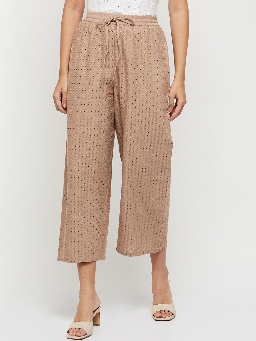 

max Women Beige Textured Culottes Trousers