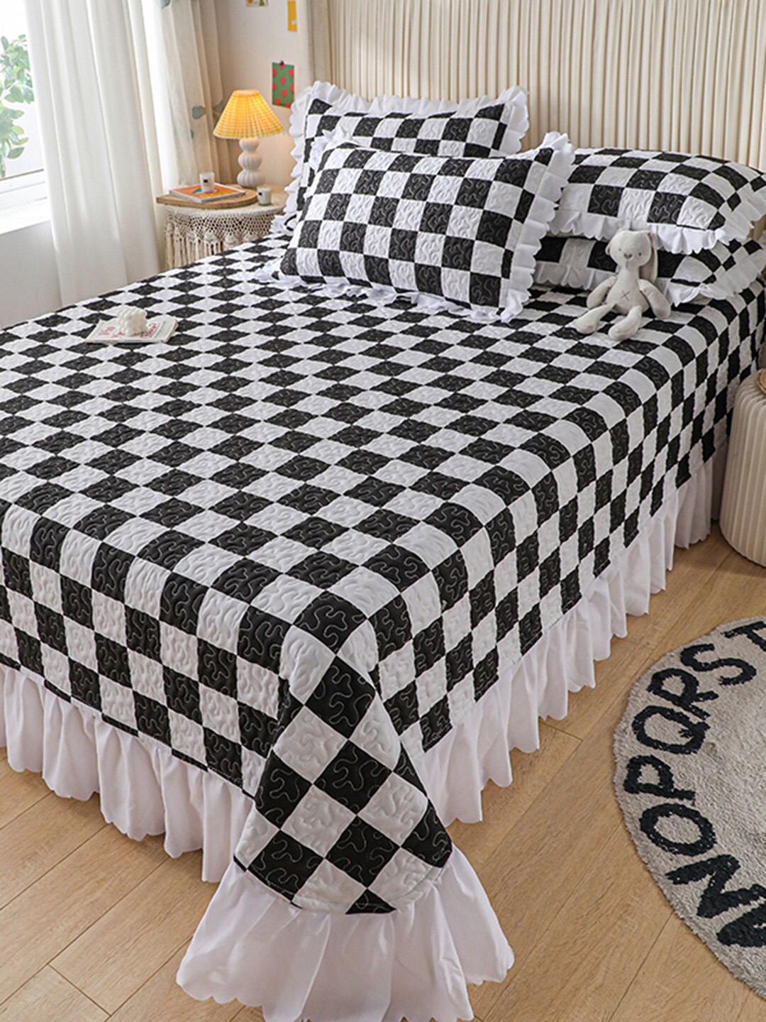 

JC Collection Checked Double Queen Bedding Set, Black