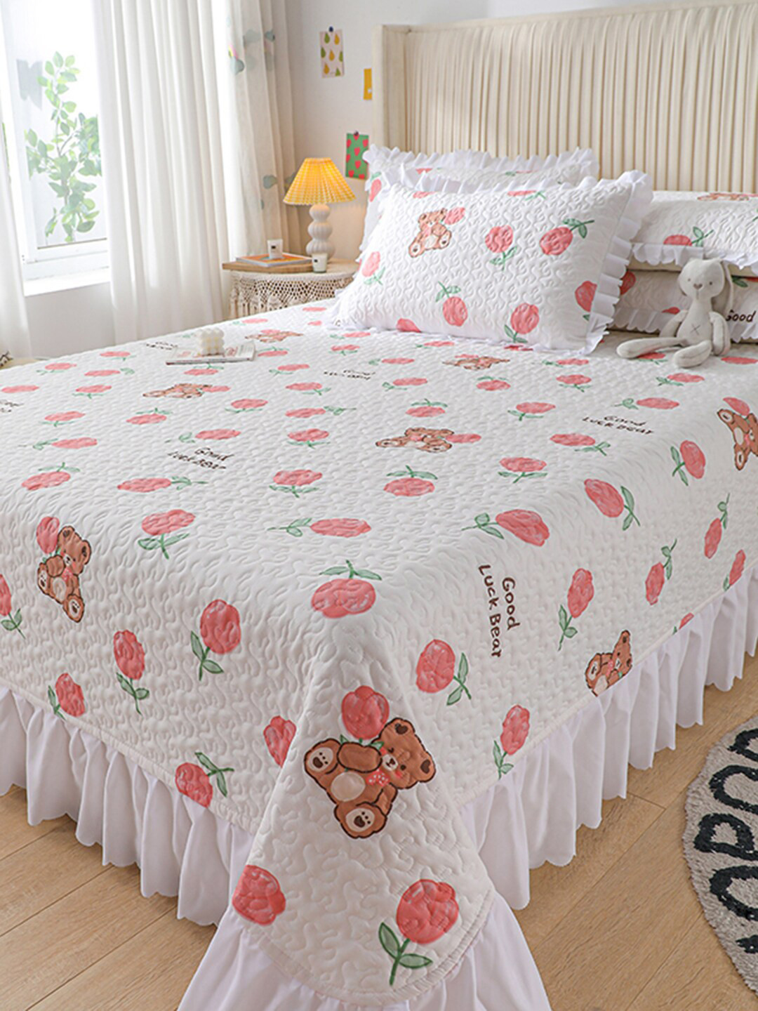 

JC Collection White Printed Poly Cotton Double King Bed Cover With 2 Pillow Covers