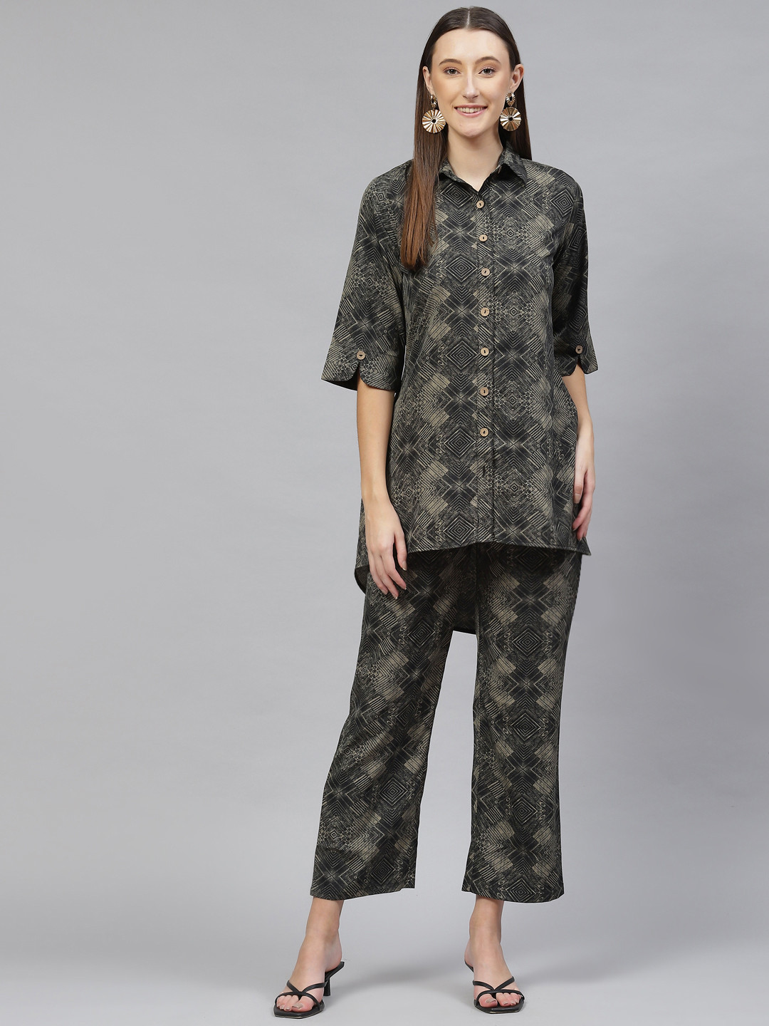 

Cottinfab Printed Shirt Collar Co-Ord Set, Black