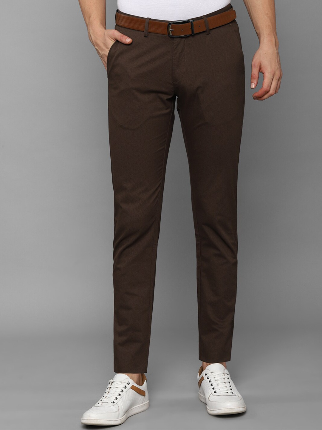 

Allen Solly Men Brown Slim Fit Solid Cotton Trouser