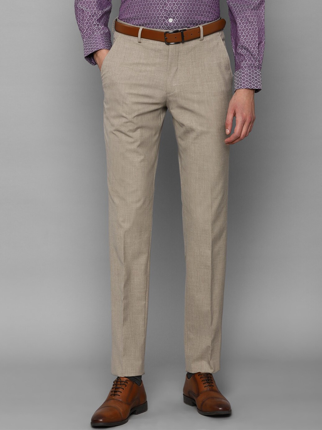

Louis Philippe Men Beige Trousers