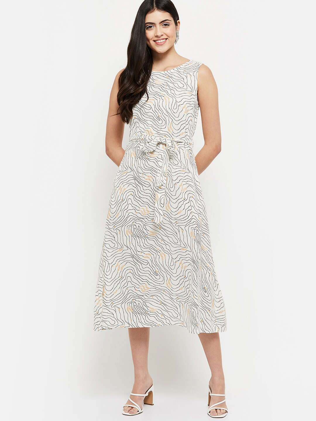 

max Women Cream & Black Printed Ethnic Dresses