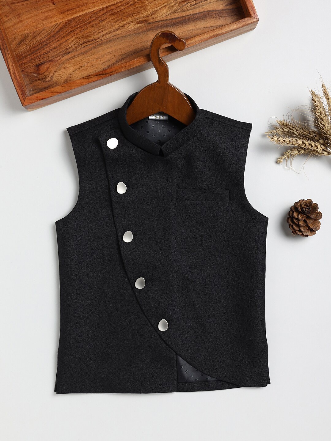 

JBN Creation Boys Black Solid Casual Nehru Jacket