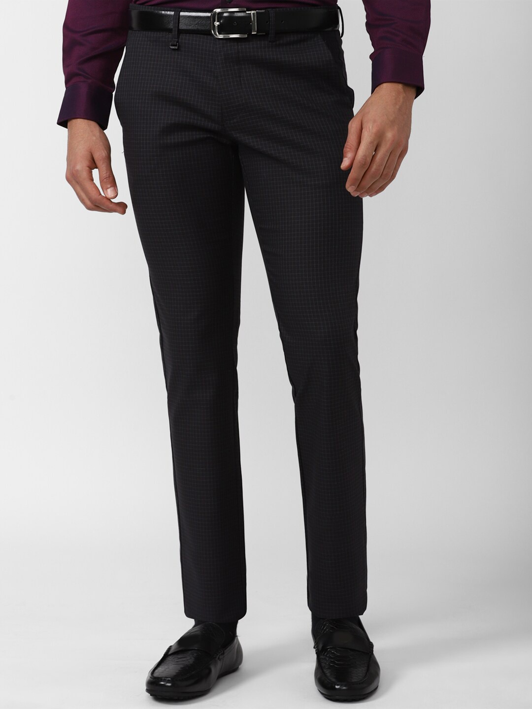 

Van Heusen Men Black Slim Fit Trousers