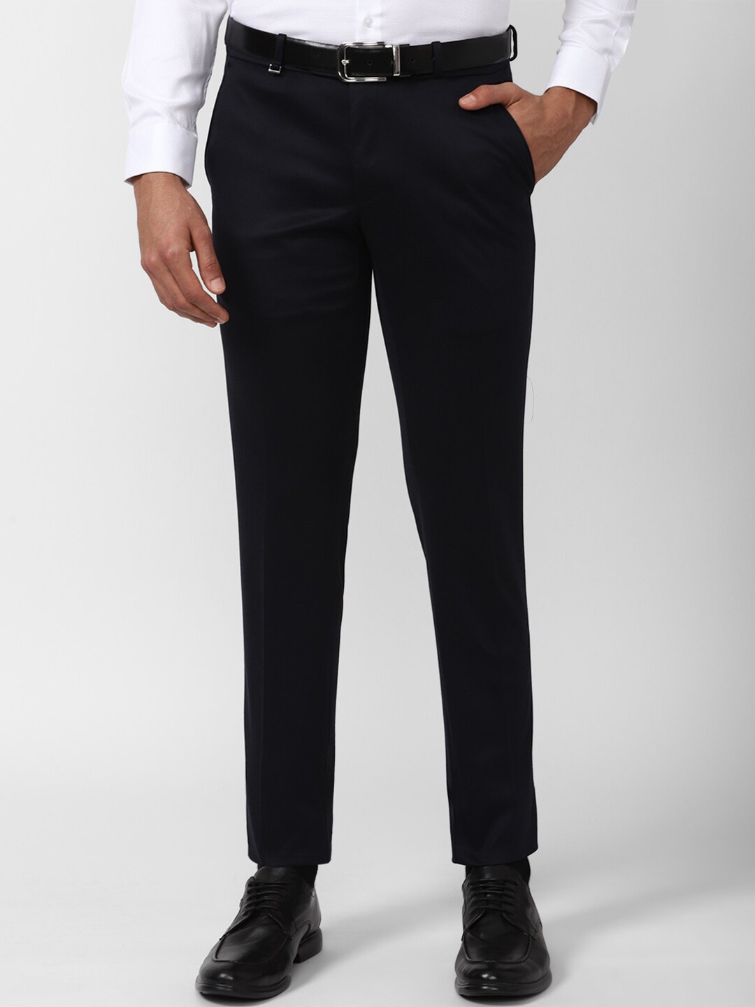 

Van Heusen Men Black Slim Fit Trousers