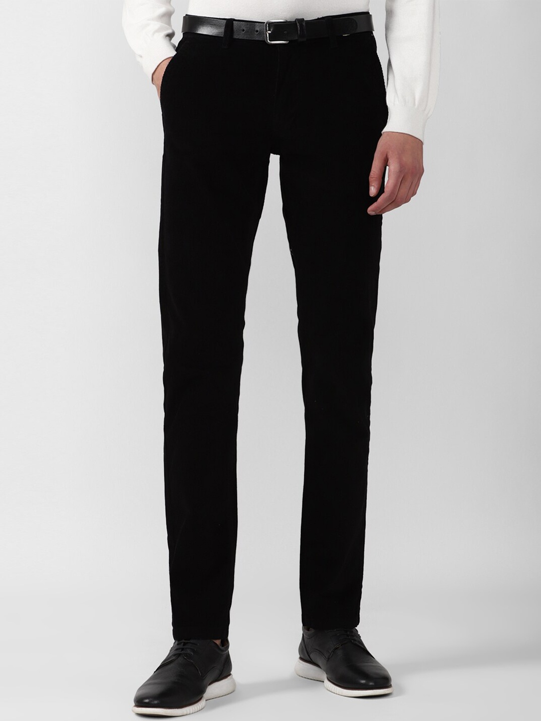 

Van Heusen Sport Men Black Slim Fit Casual Trousers