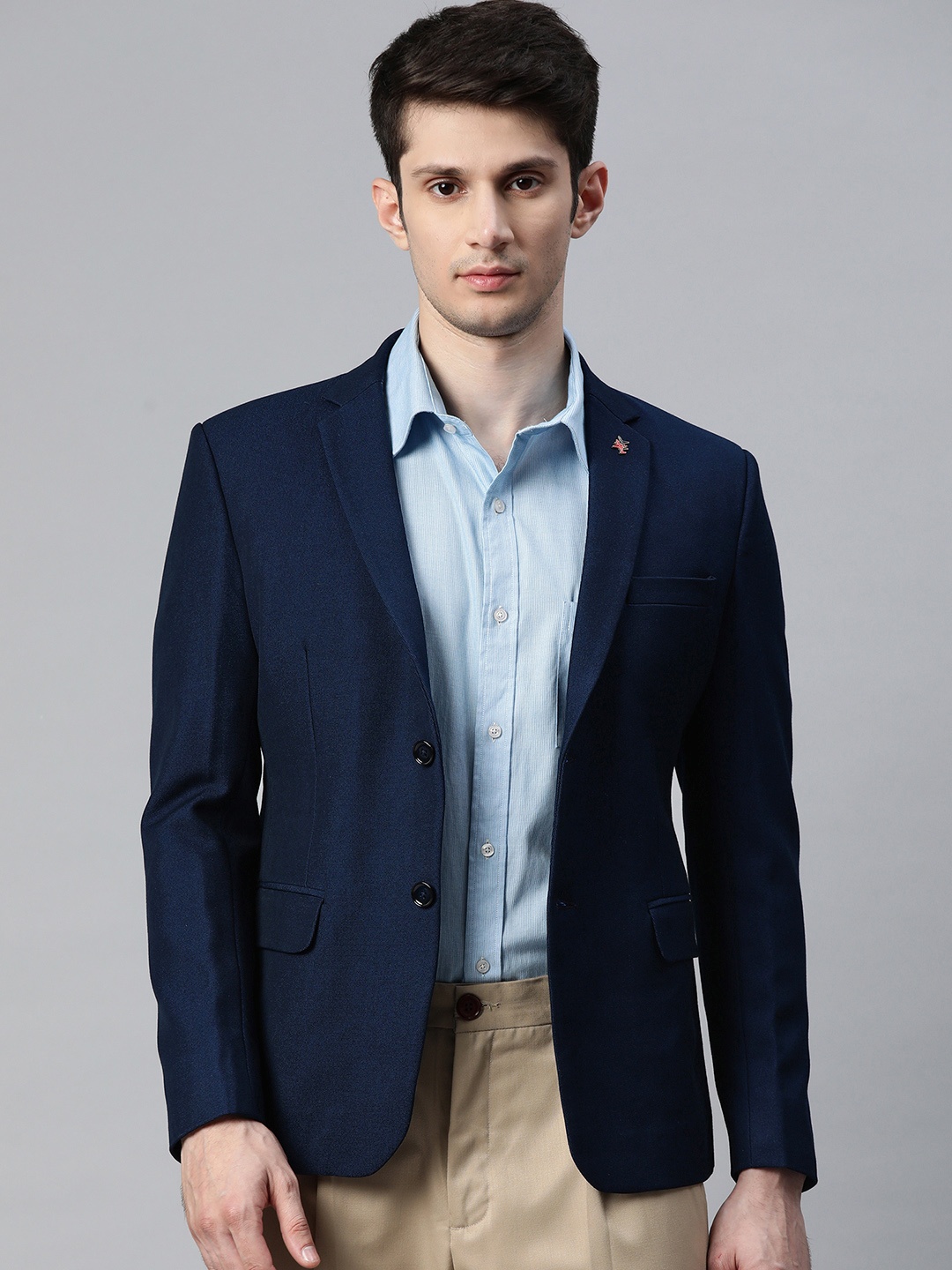 

ESSAS club Men Navy Blue Solid Single Breasted Blazer with Lapel Pin