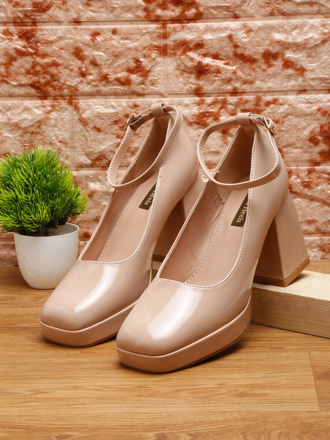 

Flat n Heels Beige Block Pumps