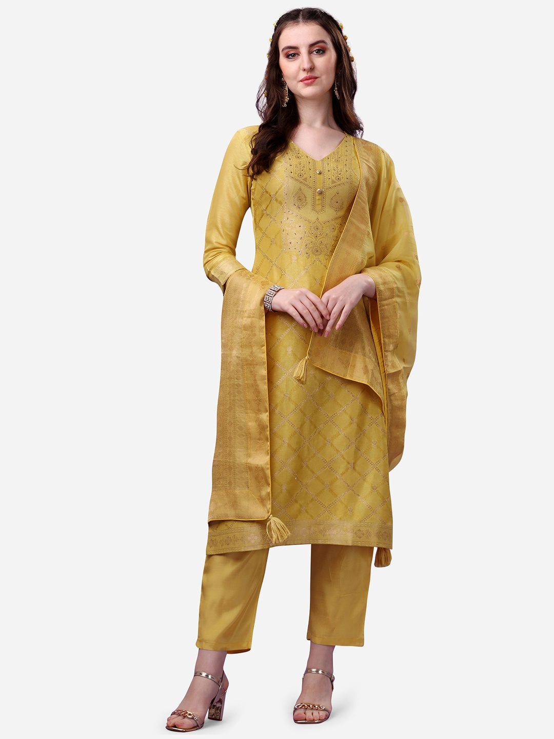 

Seerat Textured Jacquard Top With Orangza Jacquard Dupatta And Trouser, Yellow
