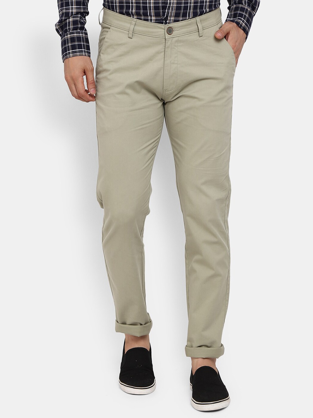 

V-Mart Men Green Classic Slim Fit Chinos Trousers