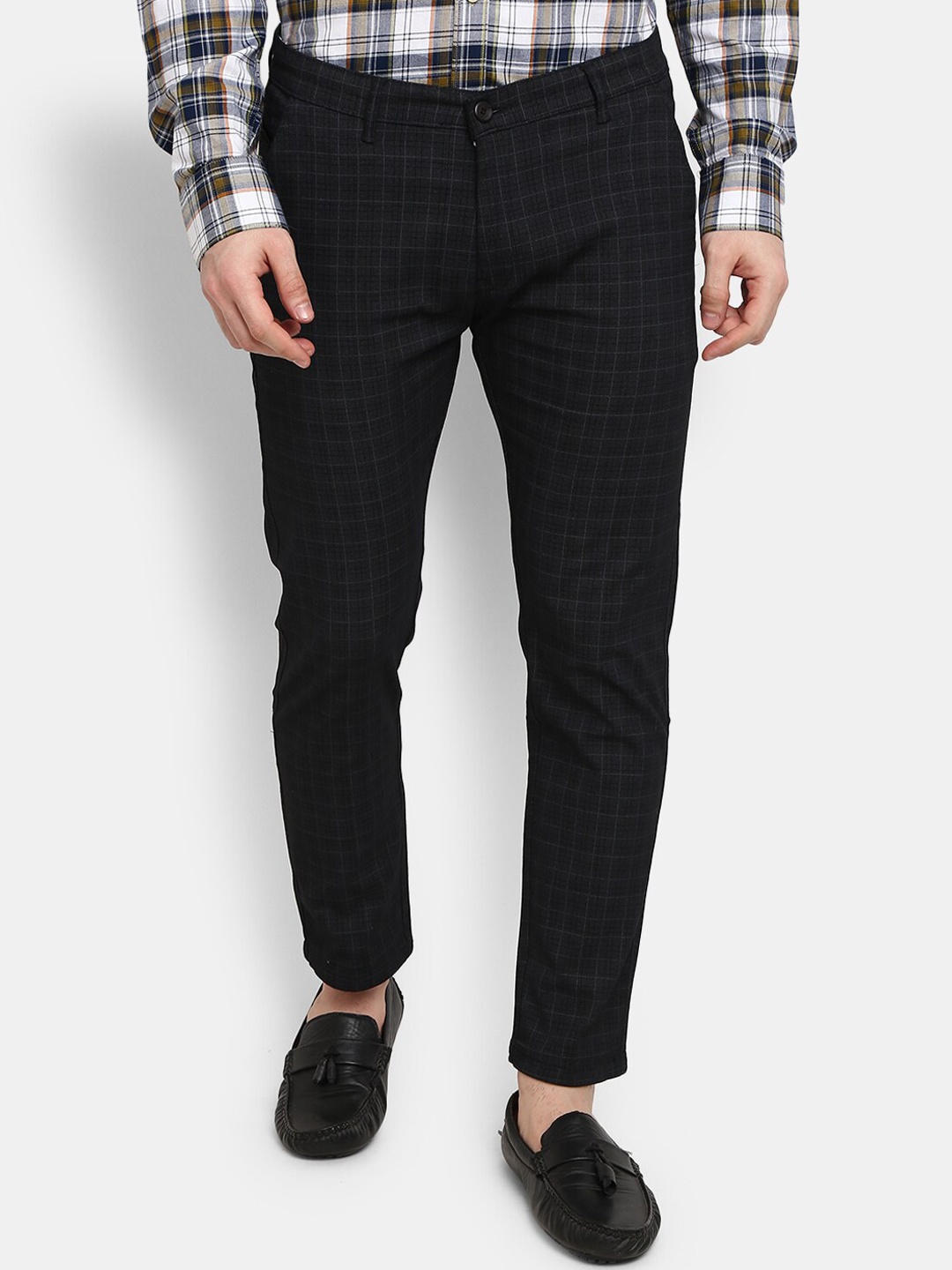 

V-Mart Men Black Checked Cotton Classic Trousers