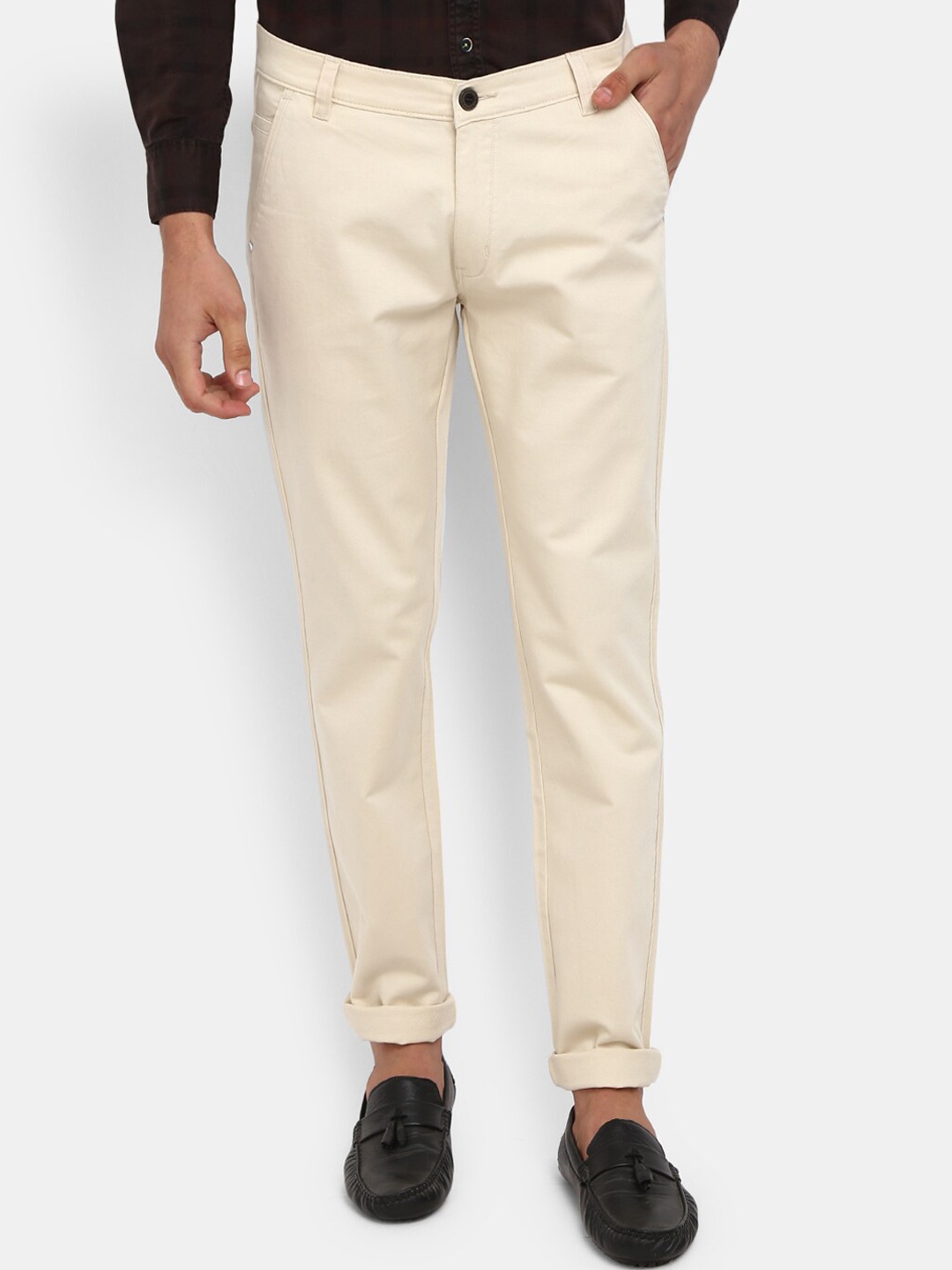 

V-Mart Men Cream-Coloured Classic Slim Fit Cotton Chinos Trousers