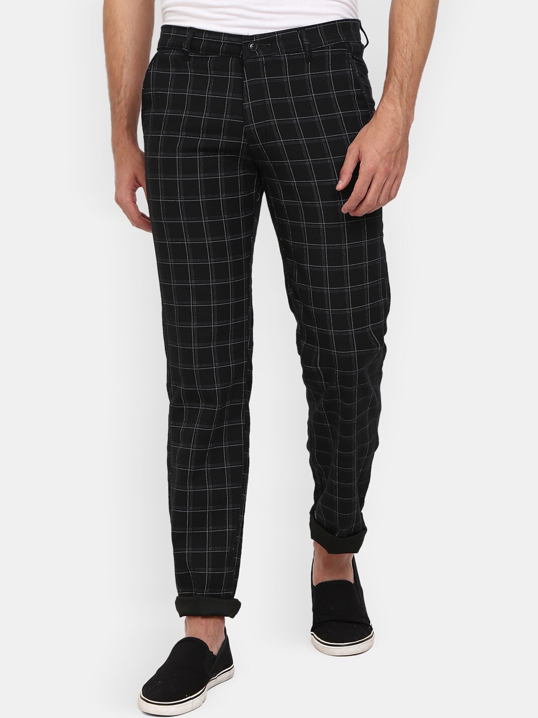 

V-Mart Men Black Checked Classic Slim Fit Cotton Chinos Trousers