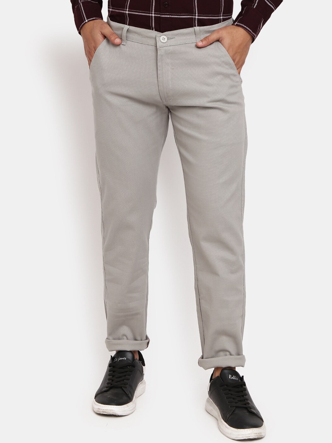 

V-Mart Men Grey Solid Cotton Classic Trousers