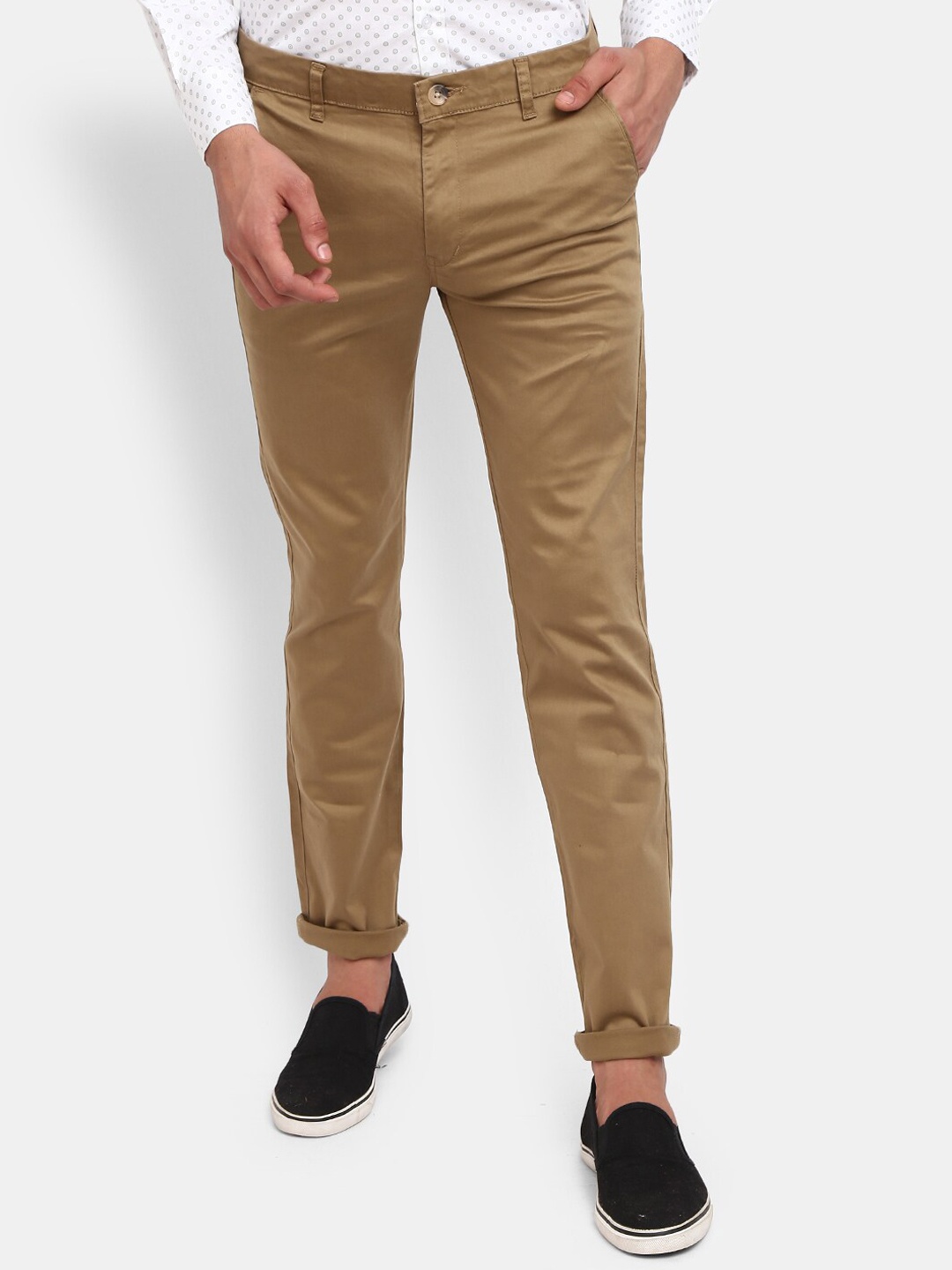 

V-Mart Men Khaki Classic Slim Fit Trousers