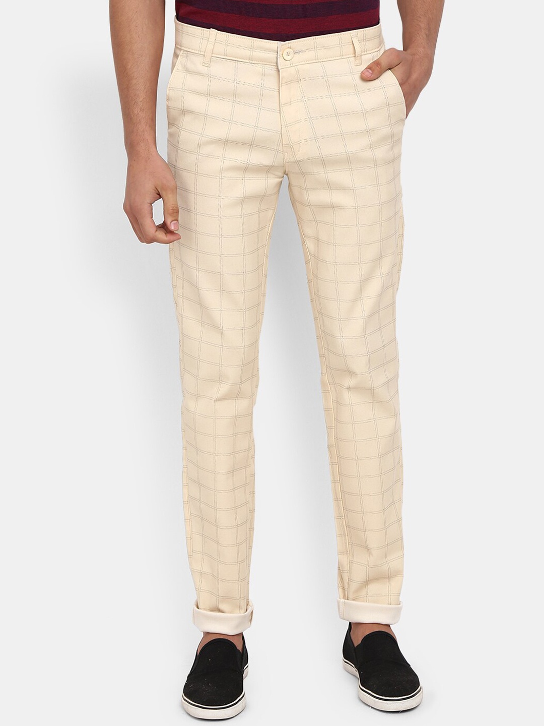 

V-Mart Men Cream-Coloured Checked Classic Slim Fit Cotton Trousers