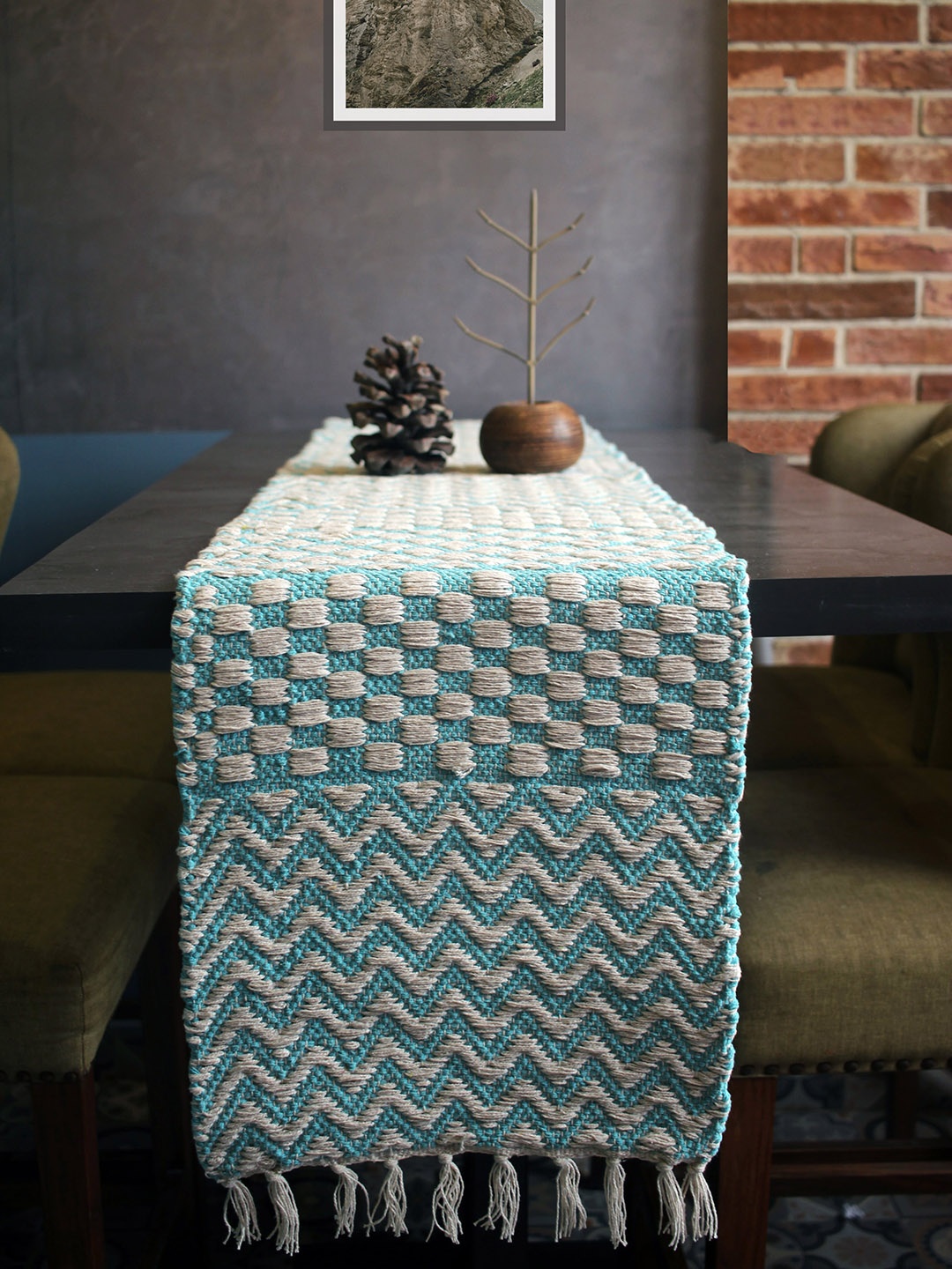 

THE little BIG STORE Blue Checked Pure Cotton Woven Table Runner
