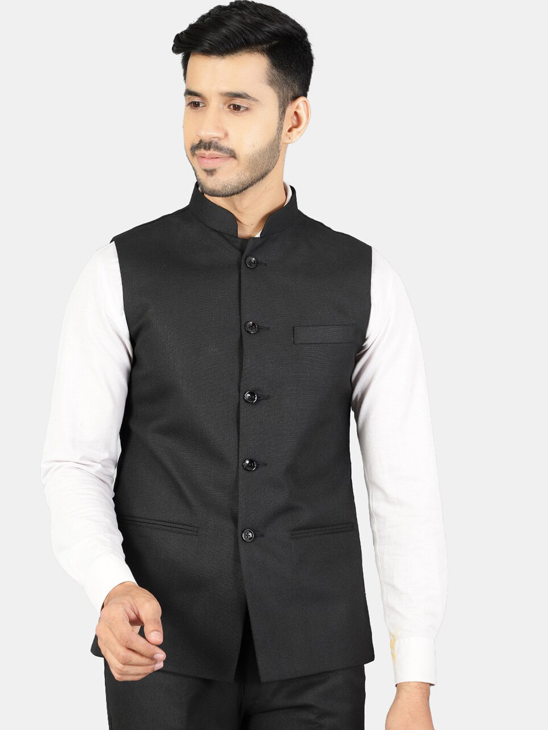 

Wintage Men Black Solid Two-Piece Formal Suits