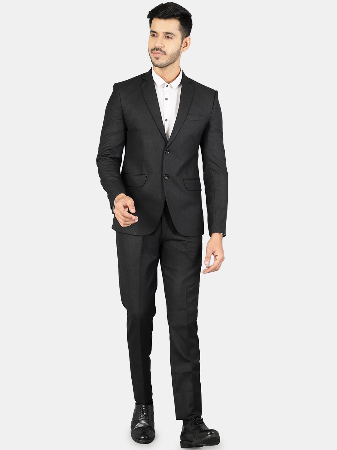 

Wintage Men Black Solid Single-Breasted Two-Piece Formal Suits
