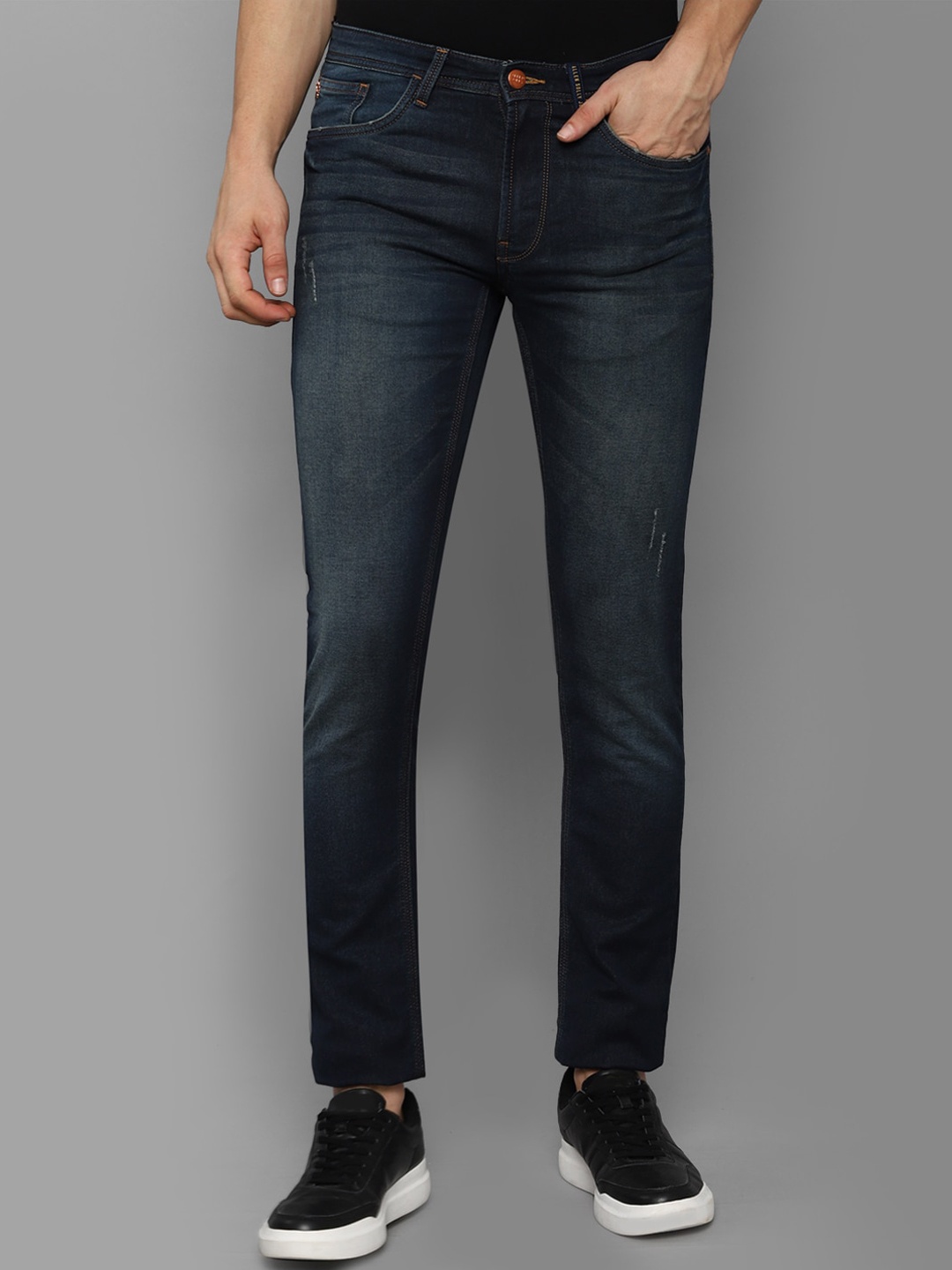 

Allen Solly Men Navy Blue Cotton Skinny Fit Light Fade Jeans