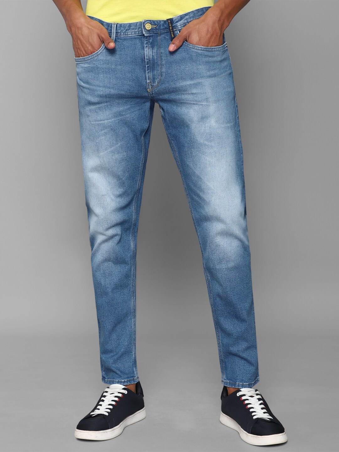 

Allen Solly Men Blue Slim Fit Heavy Fade Cotton Jeans