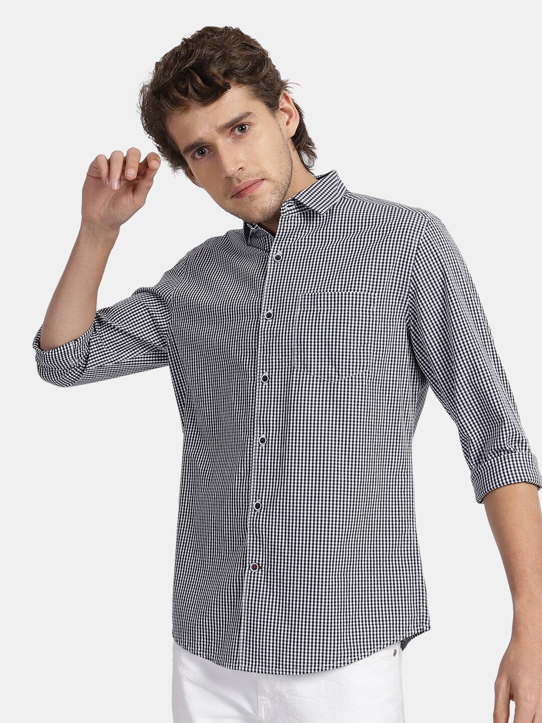 

VASTRADO Men Navy Blue Micro Checks Checked Cotton Casual Shirt