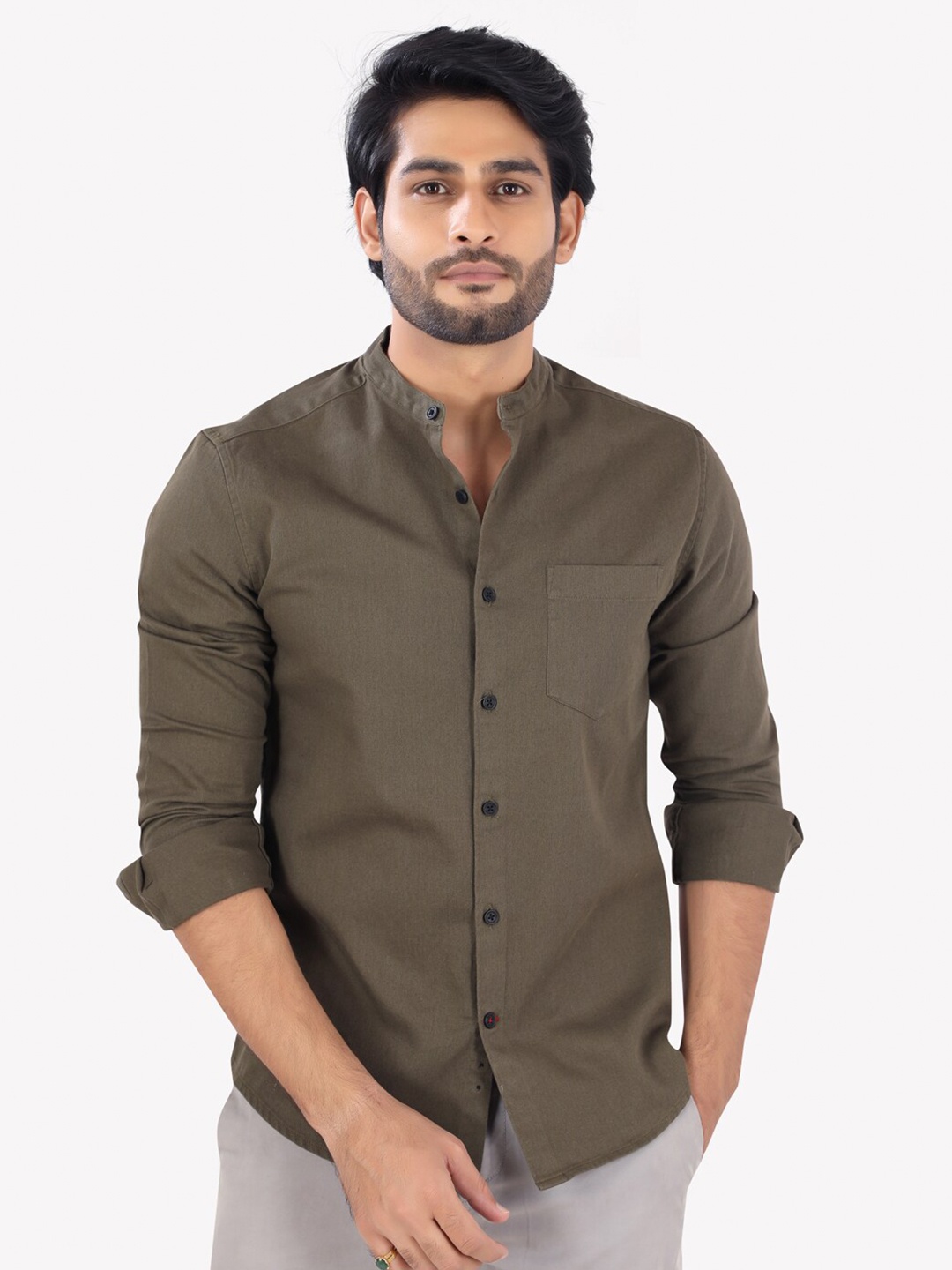 

VASTRADO Men Olive Green Cotton Casual Shirt