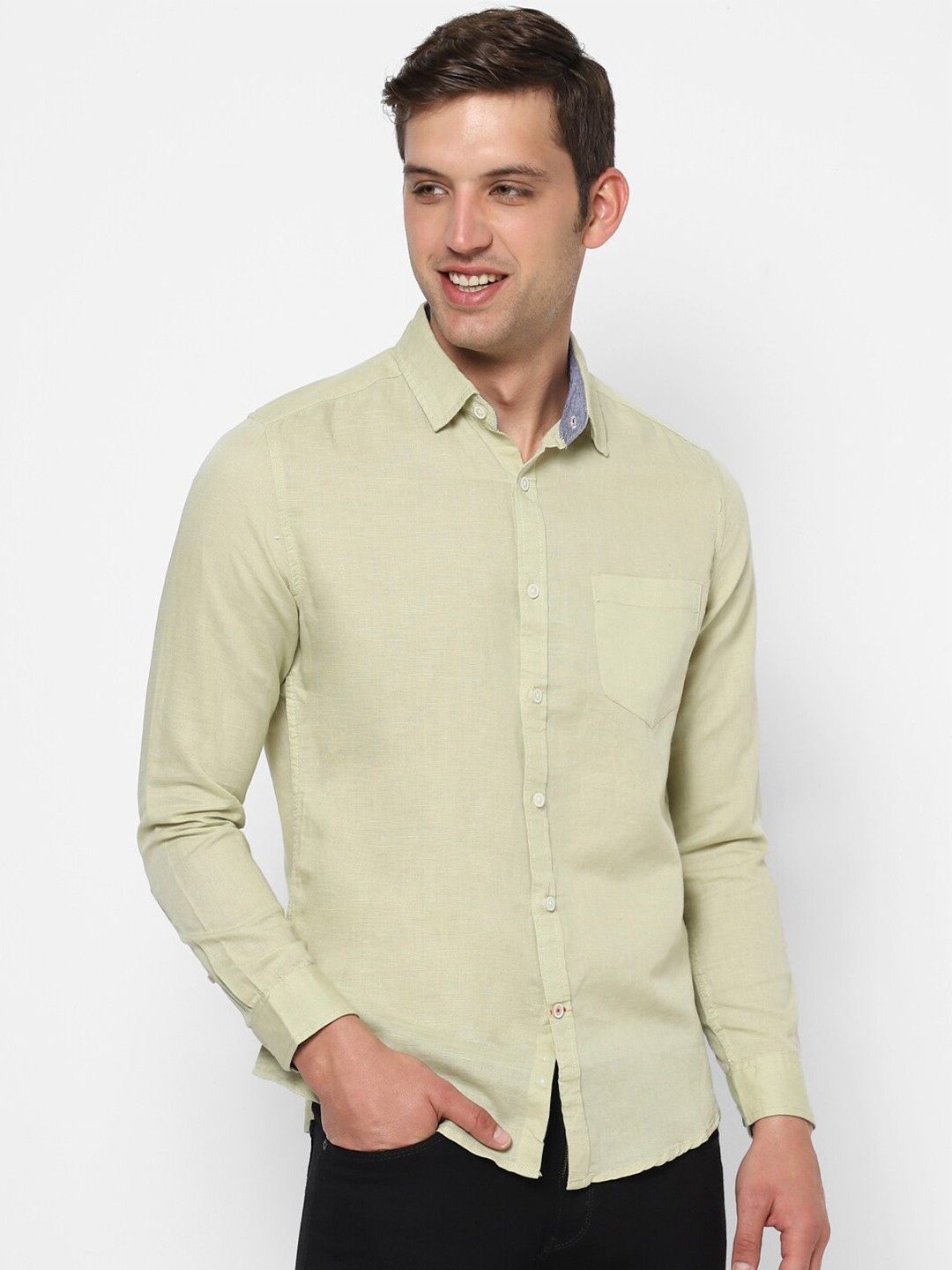 

VASTRADO Men Green Cotton Casual Shirt