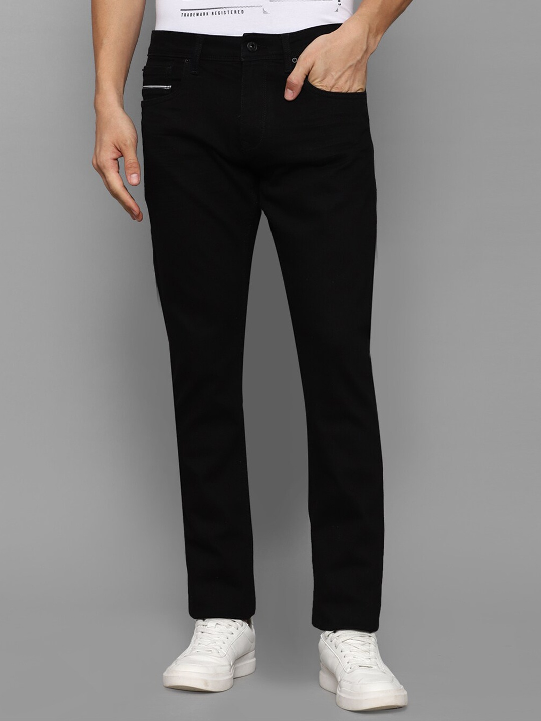 

Louis Philippe Jeans Men Black Slim Fit Jeans