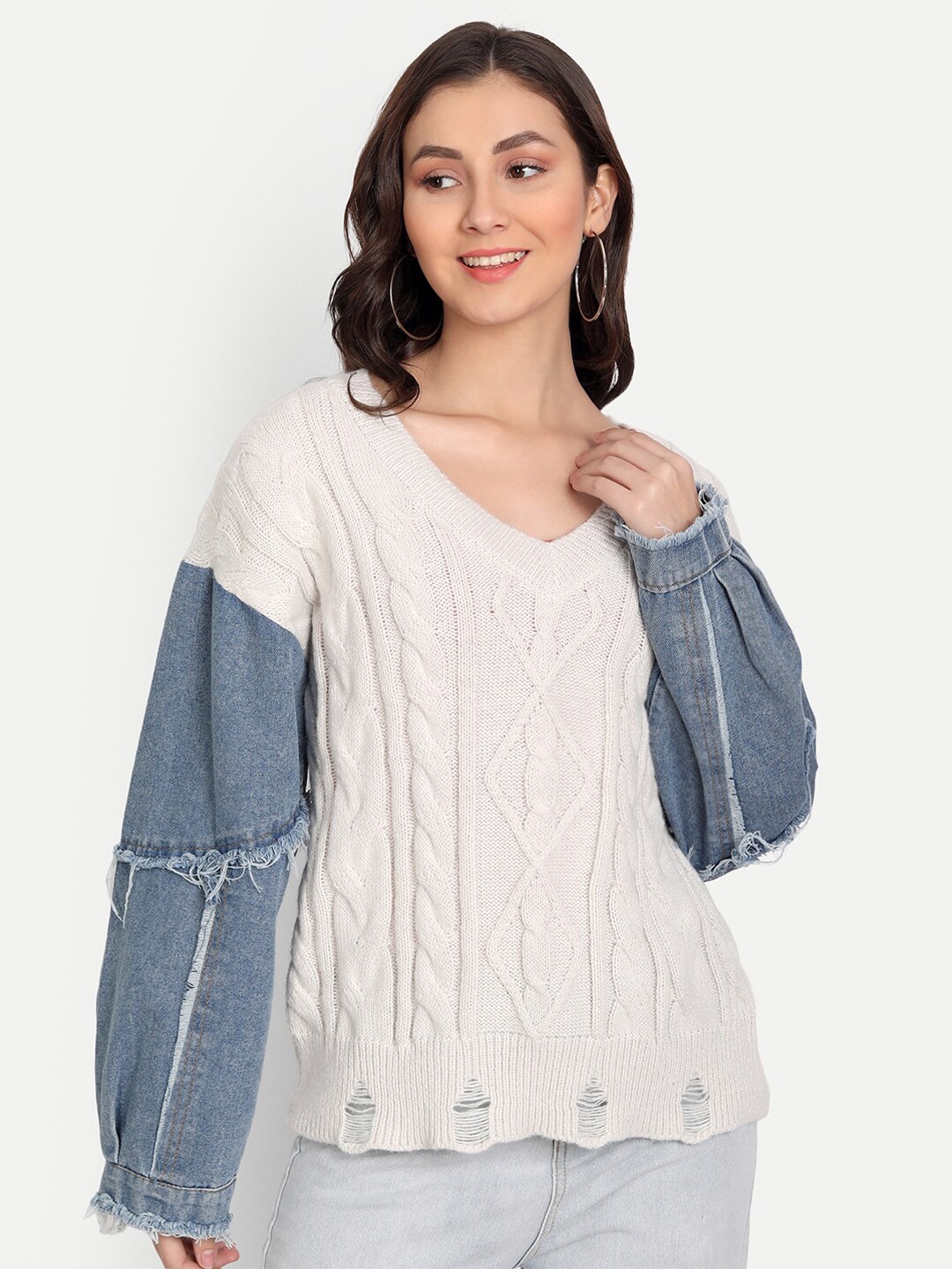 

iki chic Women White & Blue Cable Knit Pullover Sweater With Denim Sleeve