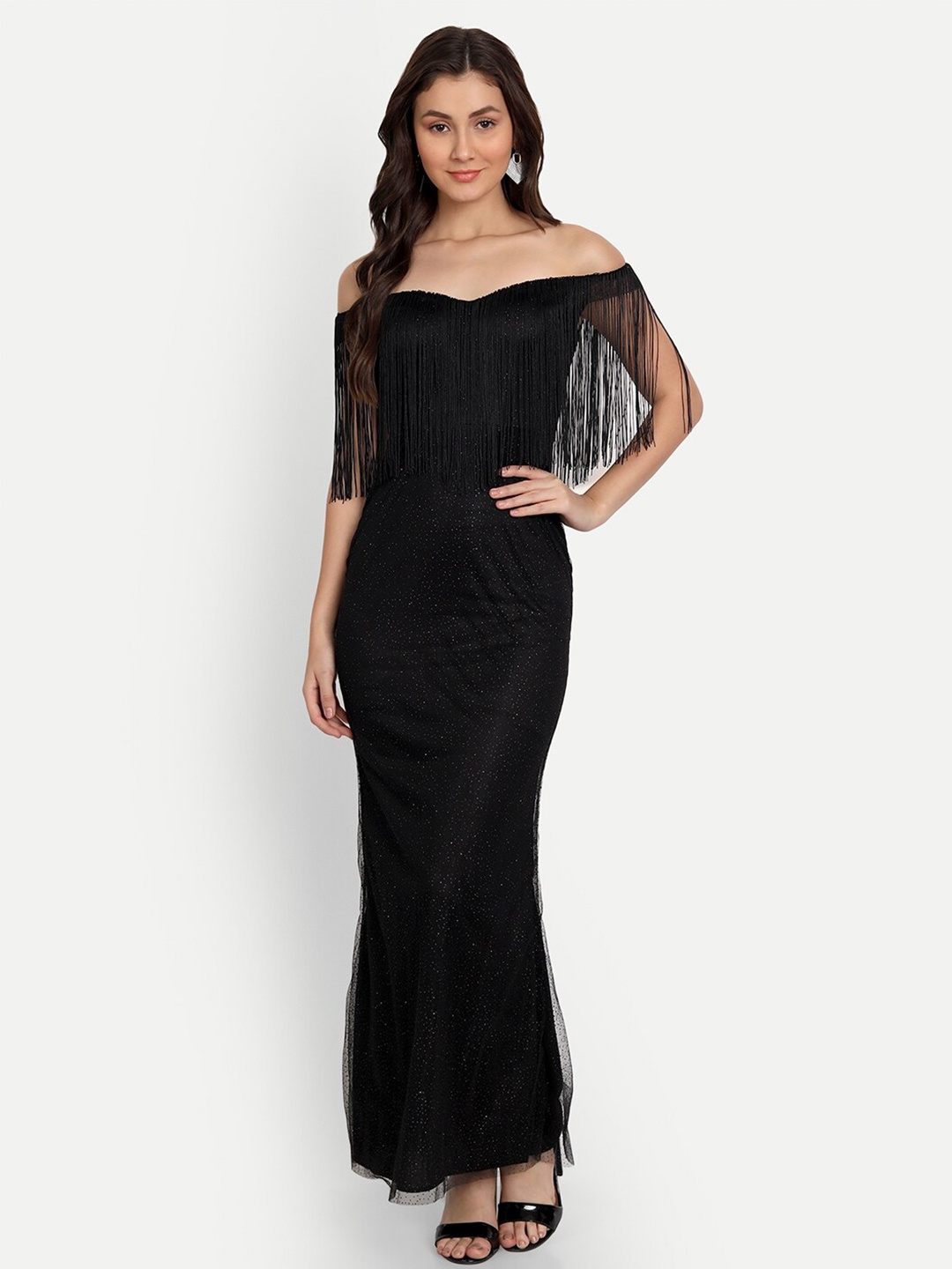 

iki chic Black Off-Shoulder Fringed Net Maxi Maxi Dress