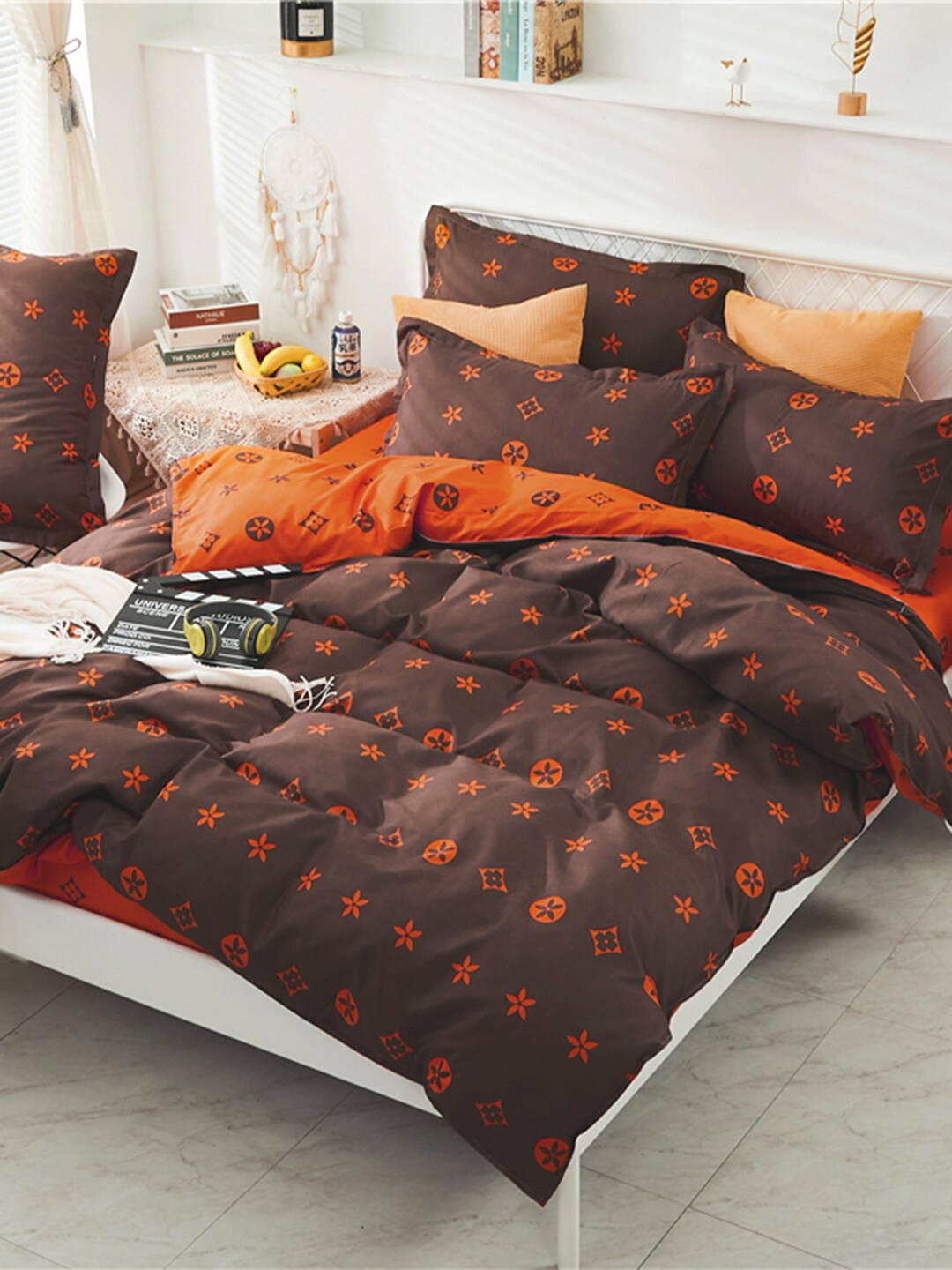 

JC HOME Orange & Brown Printed Double Queen Bedding Set