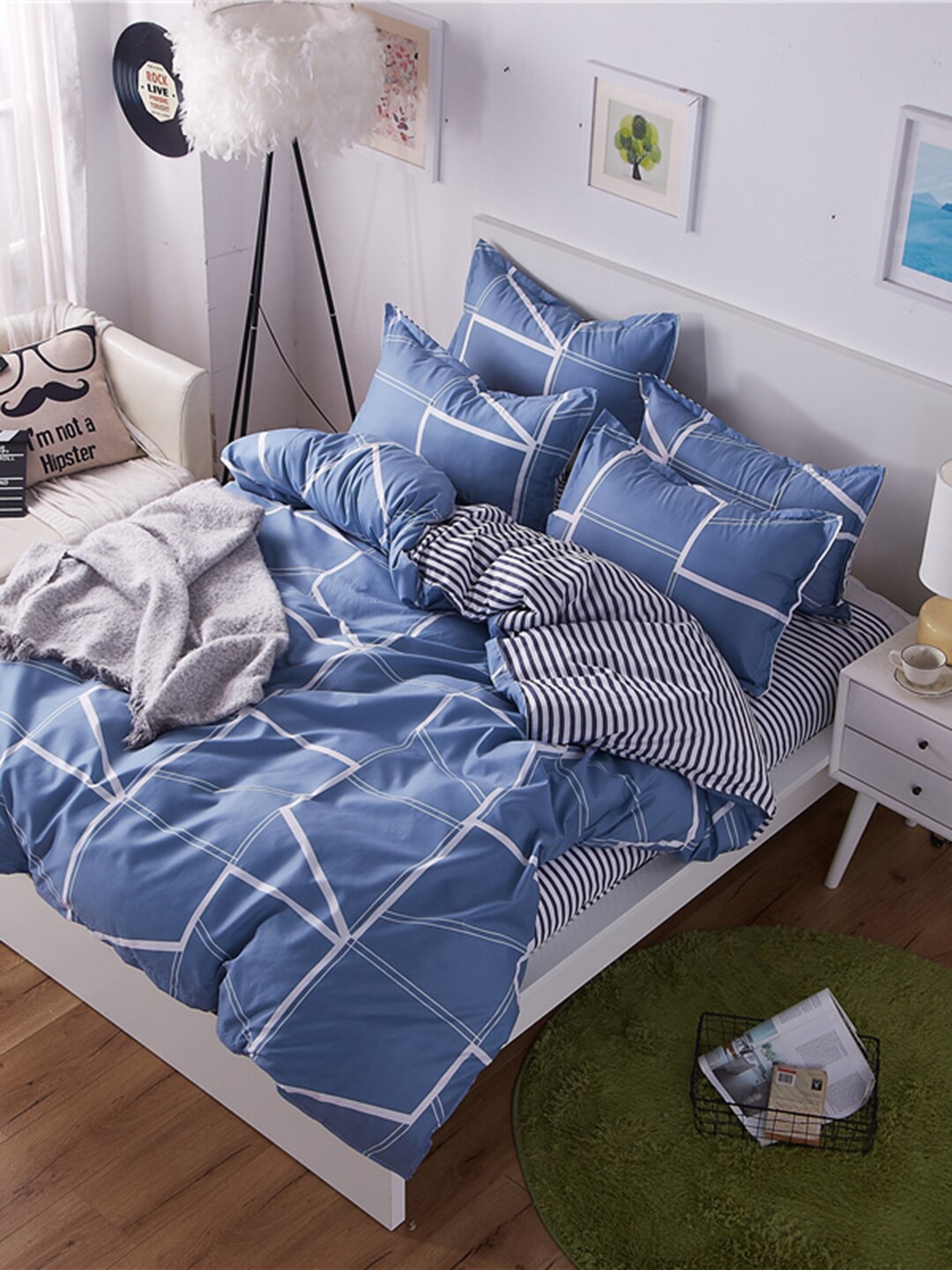 

JC HOME Blue & White Printed Double King Bedding Set