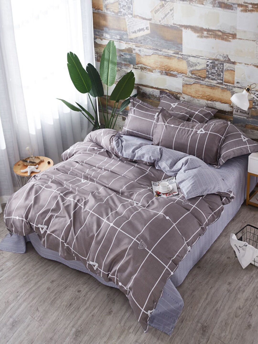 

JC Collection Grey & White Checked Double Queen Bedding Set