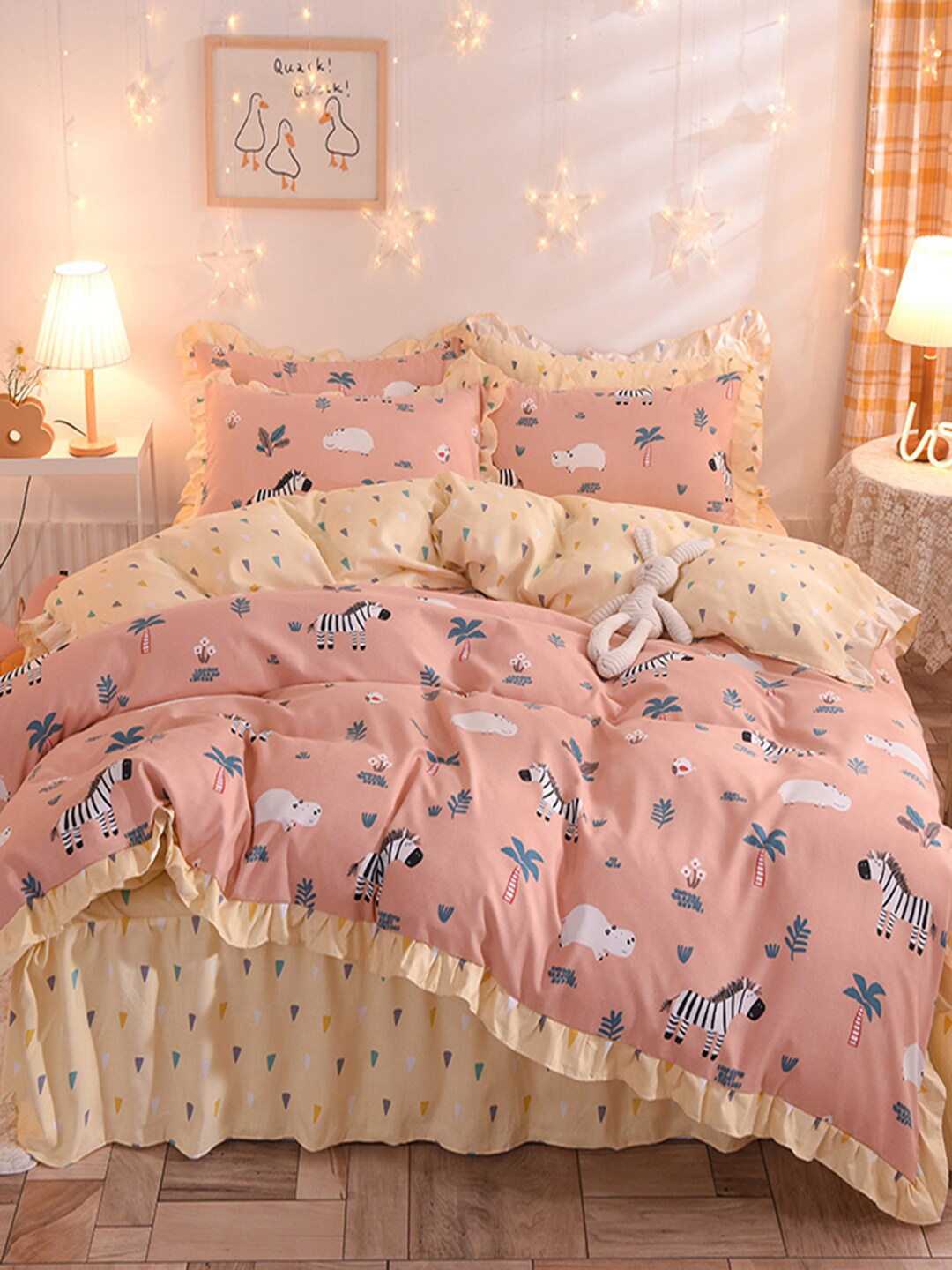 

JC Collection Pink Printed Double King Bedding Set & 2 Pillow Covers & Quilt Cover