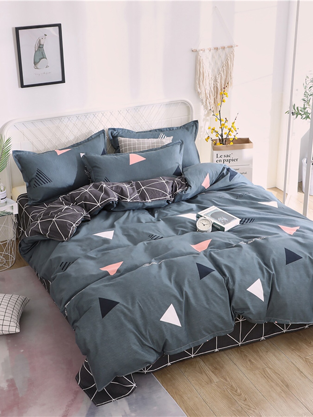 

JC HOME Grey Printed Double King Bedding Set