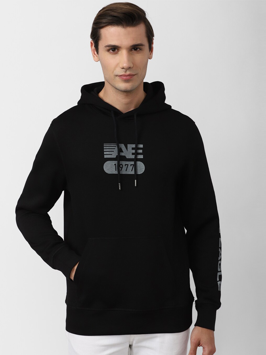 

AMERICAN EAGLE OUTFITTERS Men Black Printed Hooded Sweatshirt