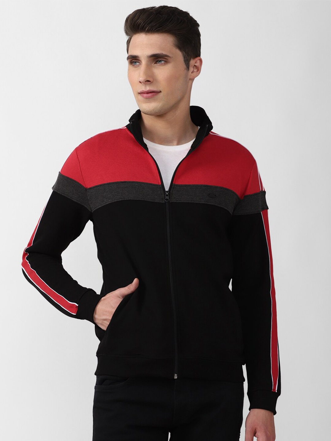 

Peter England Casuals Men Black Colourblocked Sweatshirt