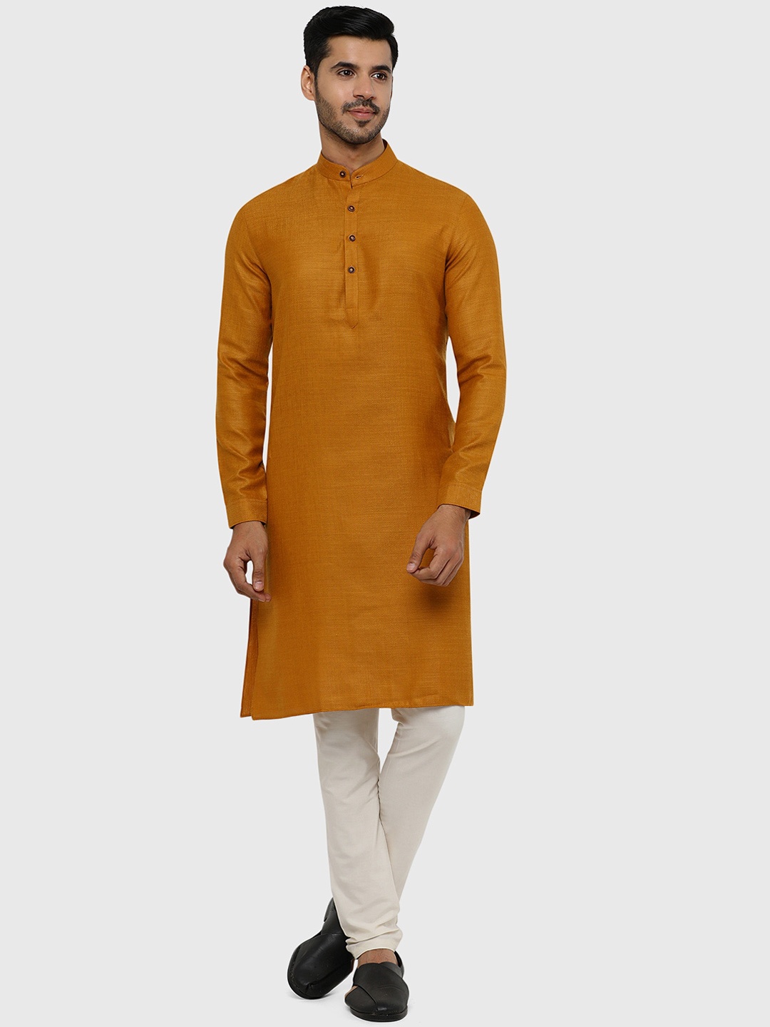 

Modi Kurta Men Yellow Cotton Kurtas