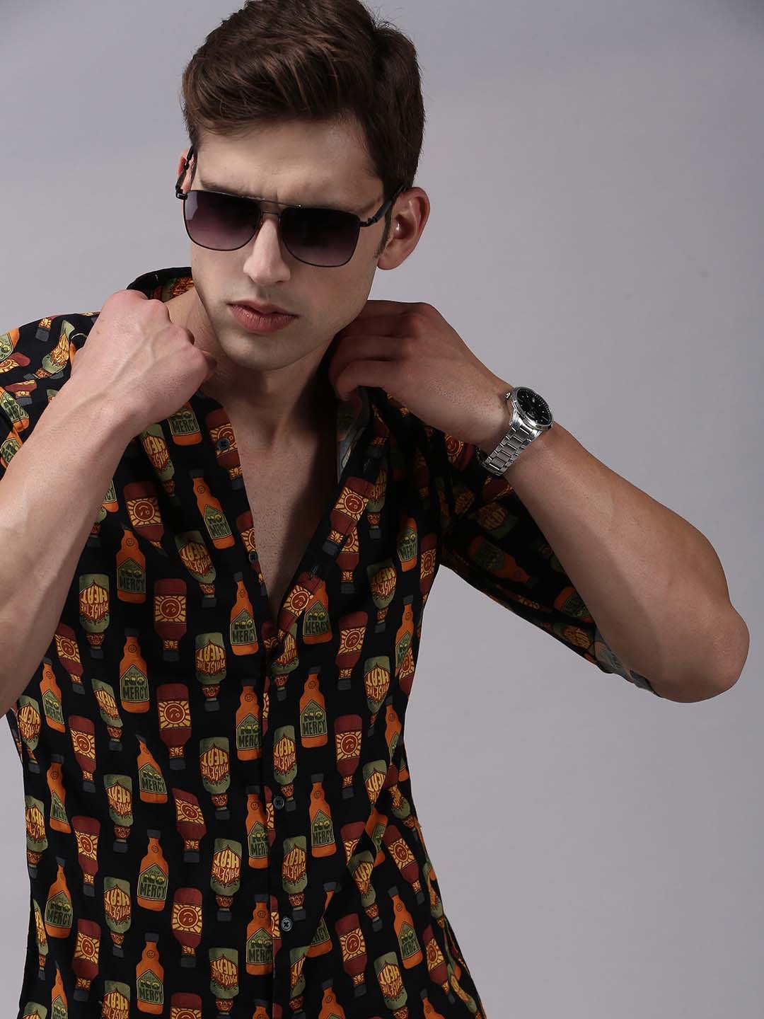 

SHOWOFF Men Black Conversational Printed Comfort Fit Cotton Casual Shirt