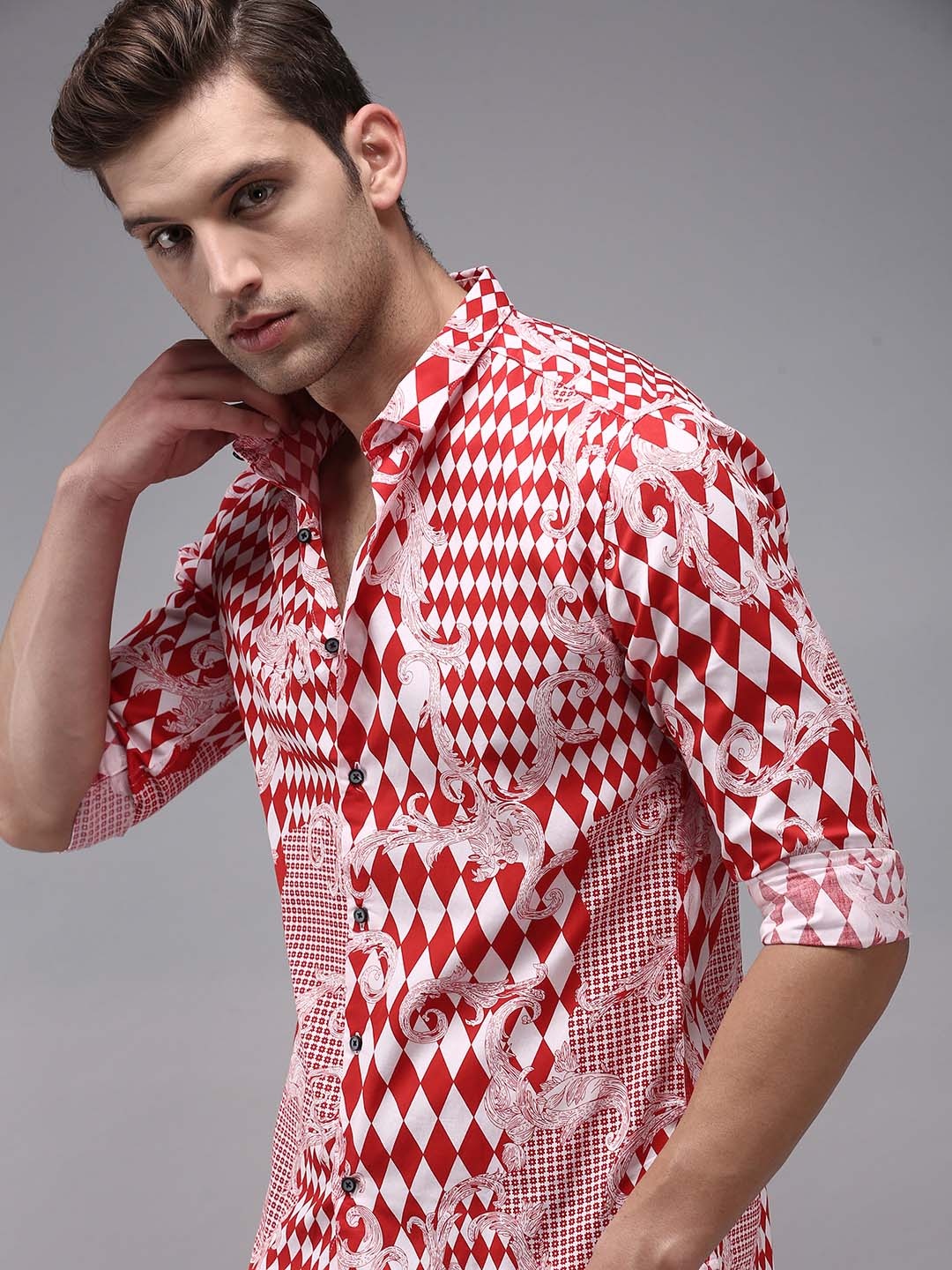 

SHOWOFF Men Red Geometric Printed Comfort Cotton Casual Shirt