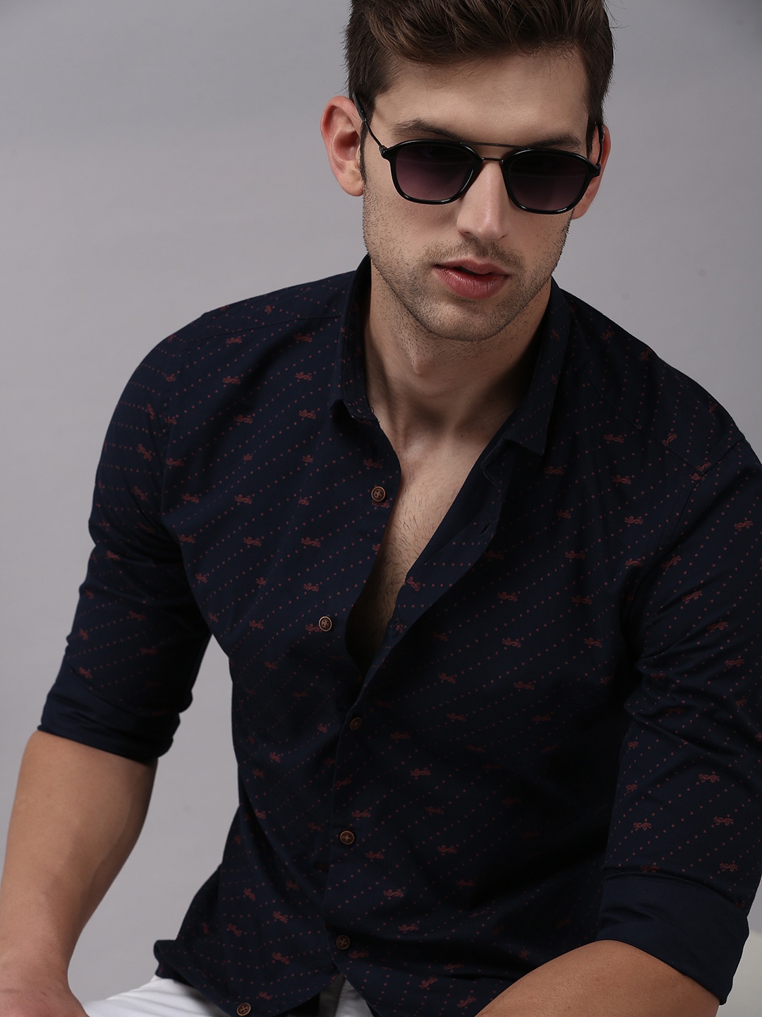 SHOWOFF Men Comfort Floral Printed Cotton Casual Shirt, Navy blue