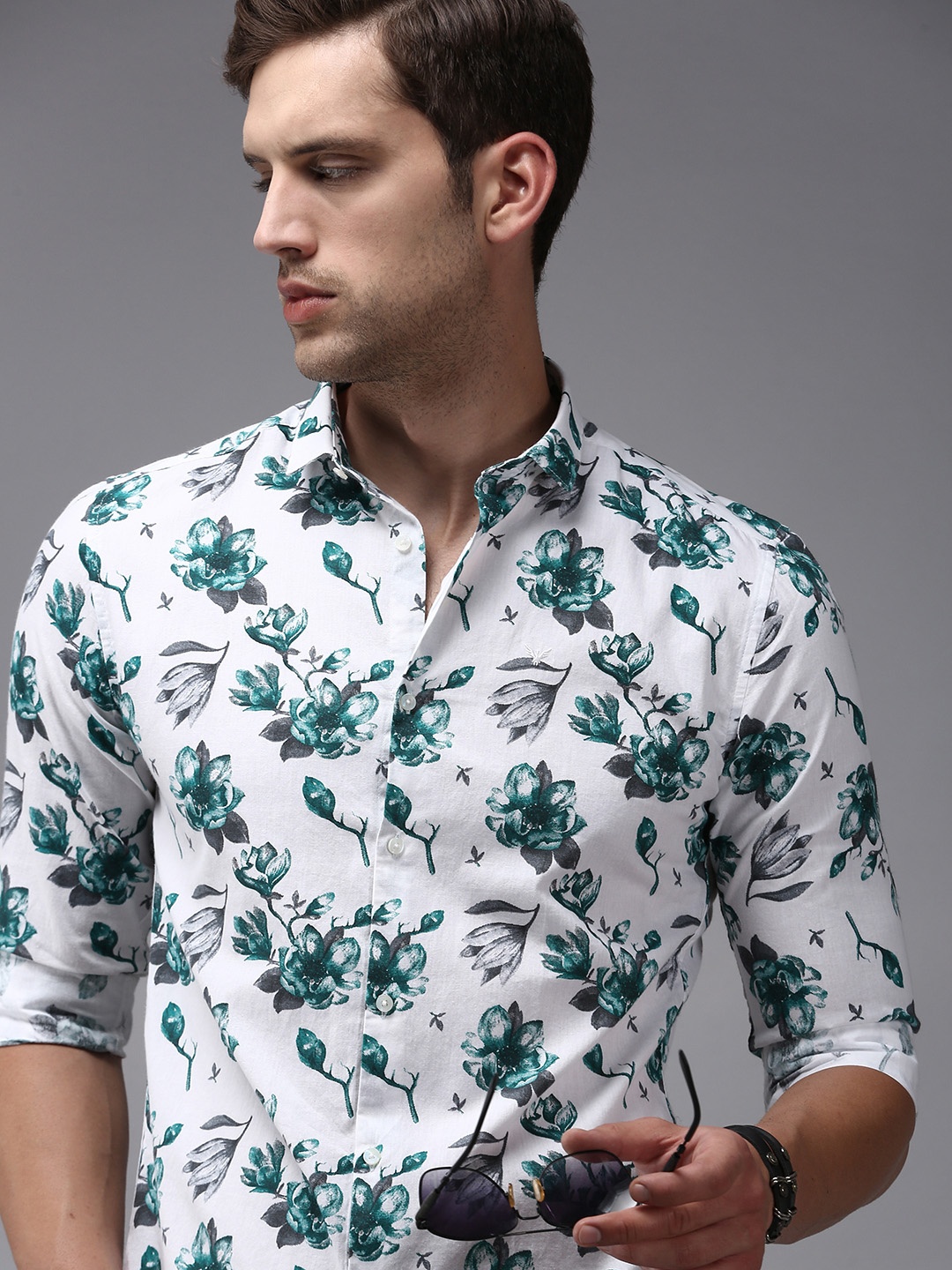 

SHOWOFF Men White Comfort Floral Printed Cotton Casual Shirt