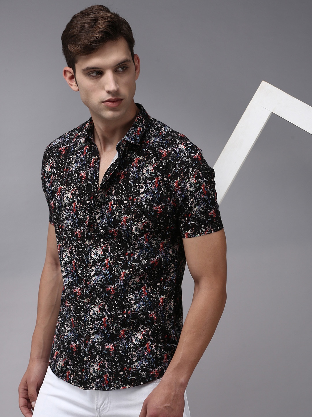 

SHOWOFF Men Black Comfort Printed Cotton Casual Shirt