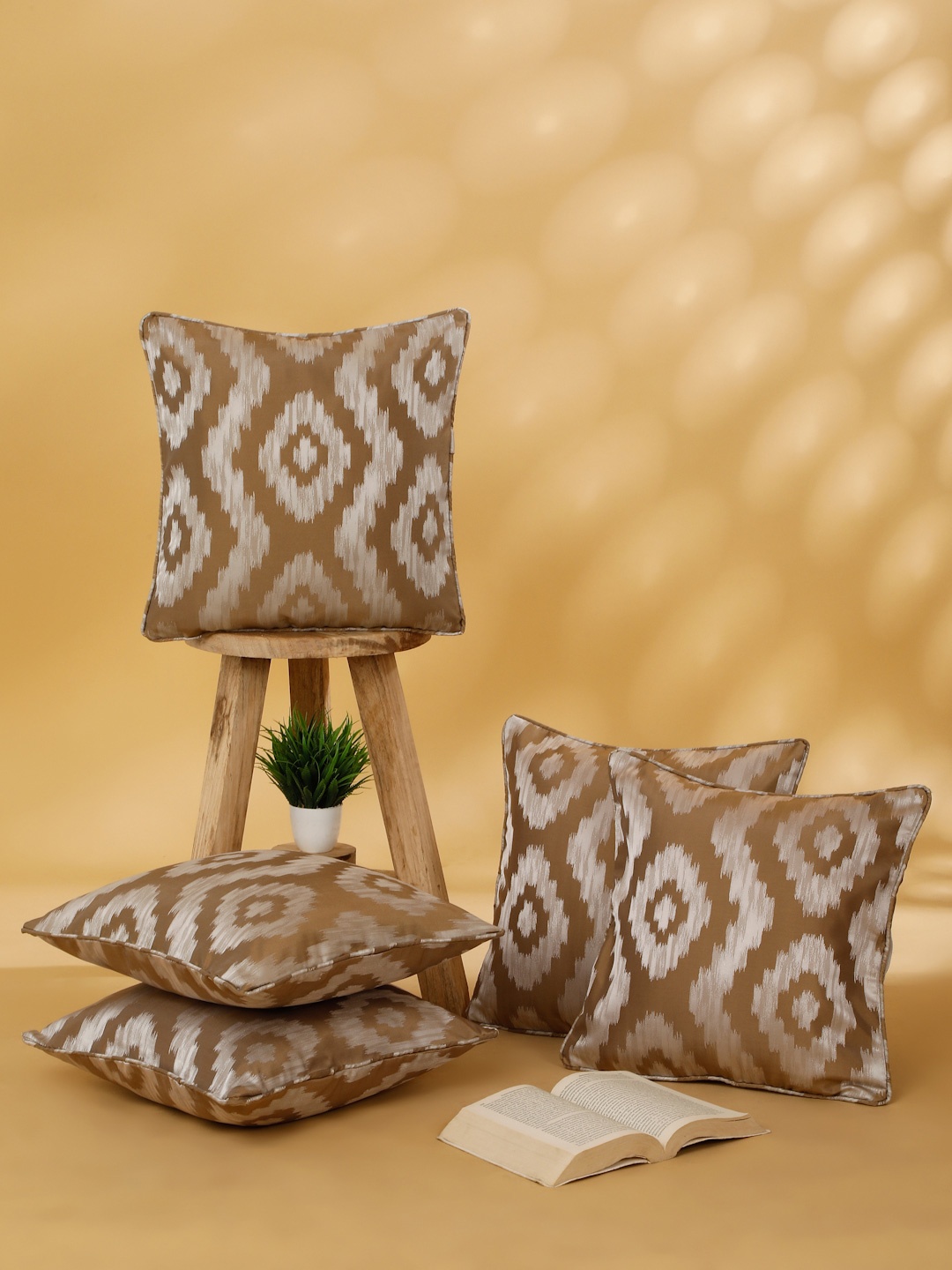 

ROSARA HOME Pack Of 5 Taupe Cushion Covers