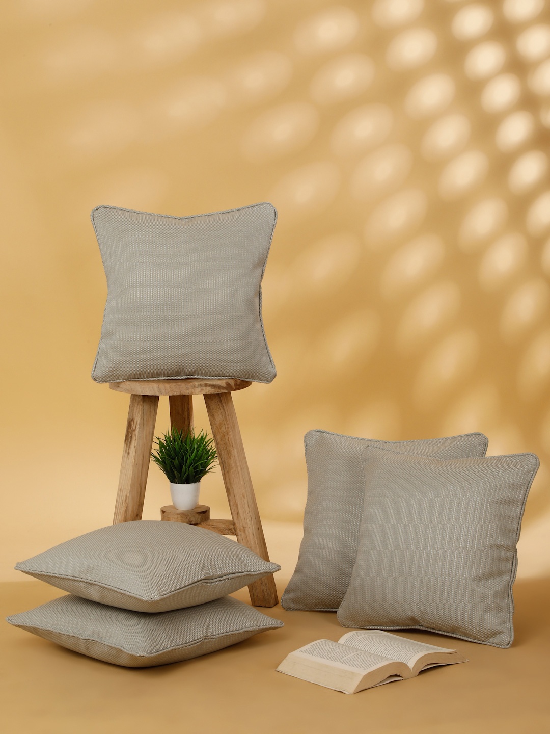 

ROSARA HOME Sea Green 5 Pieces Square Cushion Covers