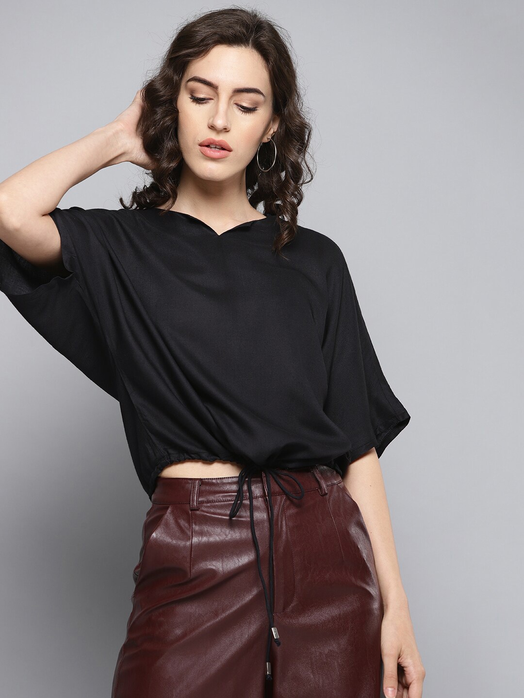 

Carlton London Women Black Extended Sleeves Crop Top