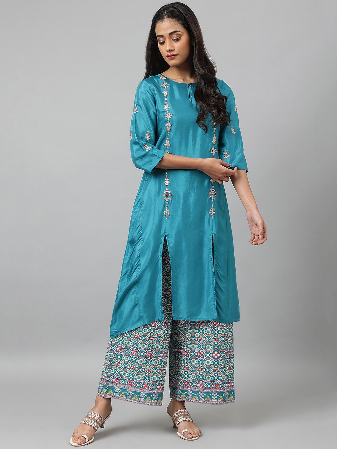 

W Women Blue Floral Embroidered Kurta with Palazzos